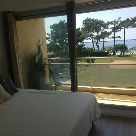 Renove Centre Moulleau Avec Balcon Et Parking - Fr-1-374-159 Apartment