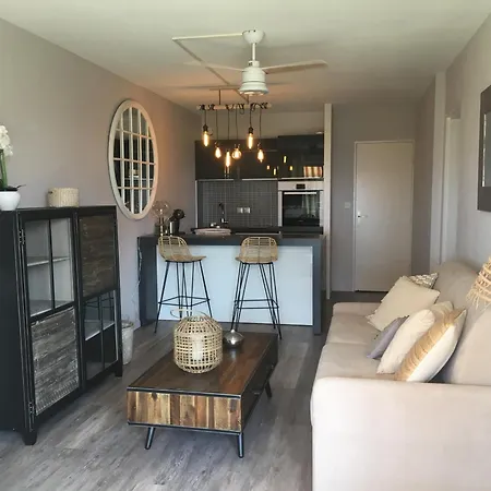 Renove Centre Moulleau Avec Balcon Et Parking - Fr-1-374-159 *